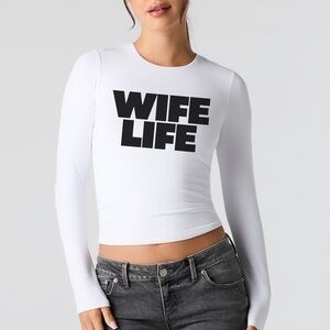 “Wife Life” Bold Letter Graphic Tee - Long Sleeve- White - Size Small